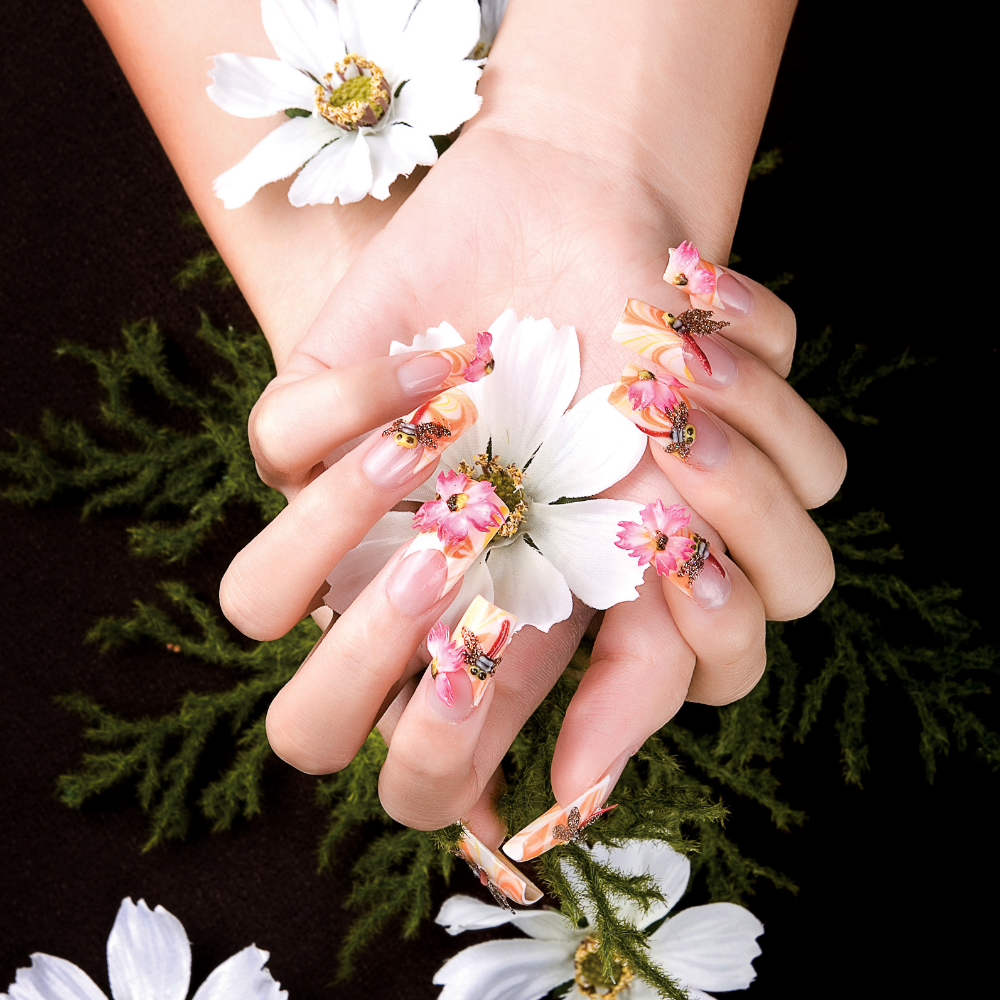 Taurus Season Nail Ideas: 🌿✨ Celebrate with Earthy Hues and Sparkling Tips ✨🌿