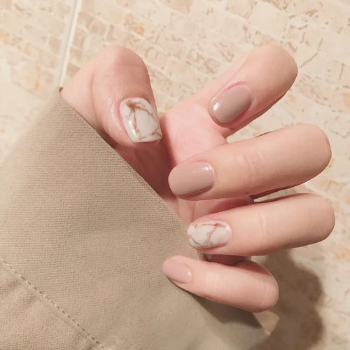 Glossy Press on Nails Set Short Oval Shiny Gradient French Nail Art