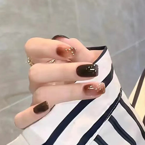 24pcs Short Round Press-On Nails – French Sparkling Pearl White with Wavy Design