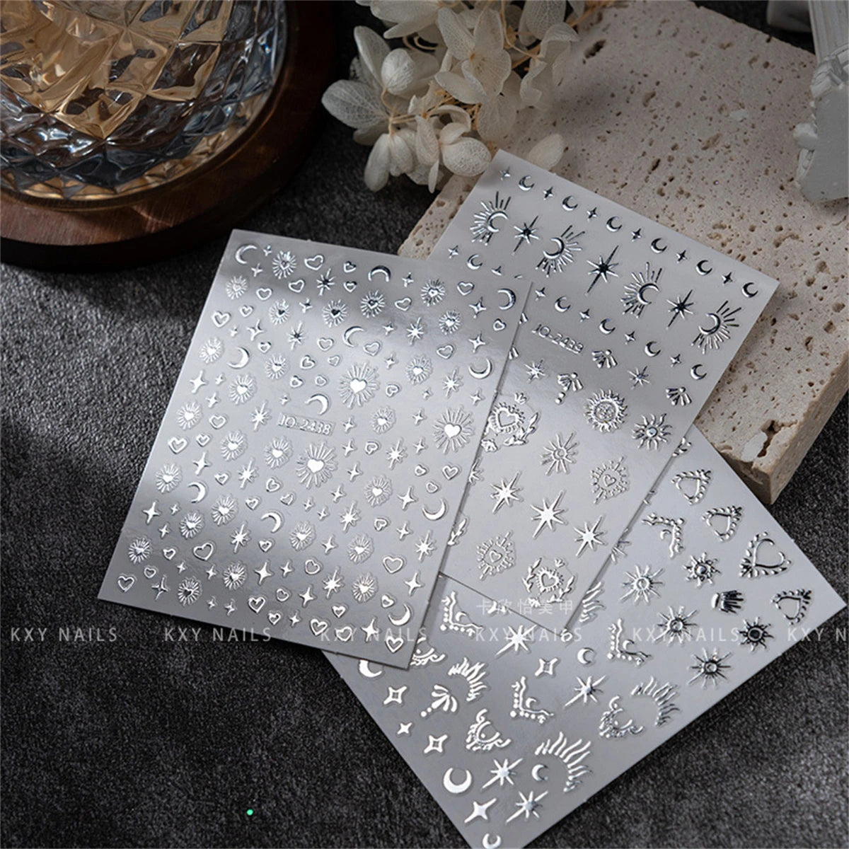 Gold & Silver Nail Art Decal Stickers – Mixed Shapes (5pcs)